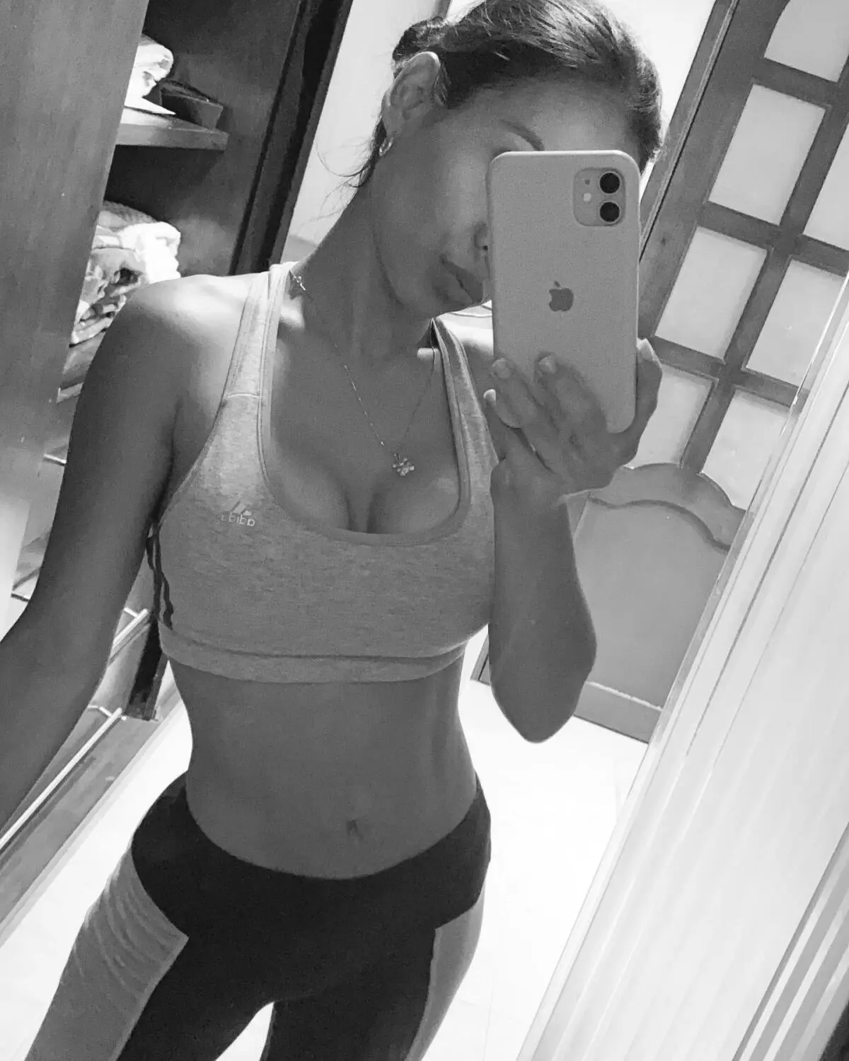 Escort Model LatinLizzy - 2