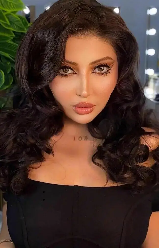 Escort Model Layla - 3