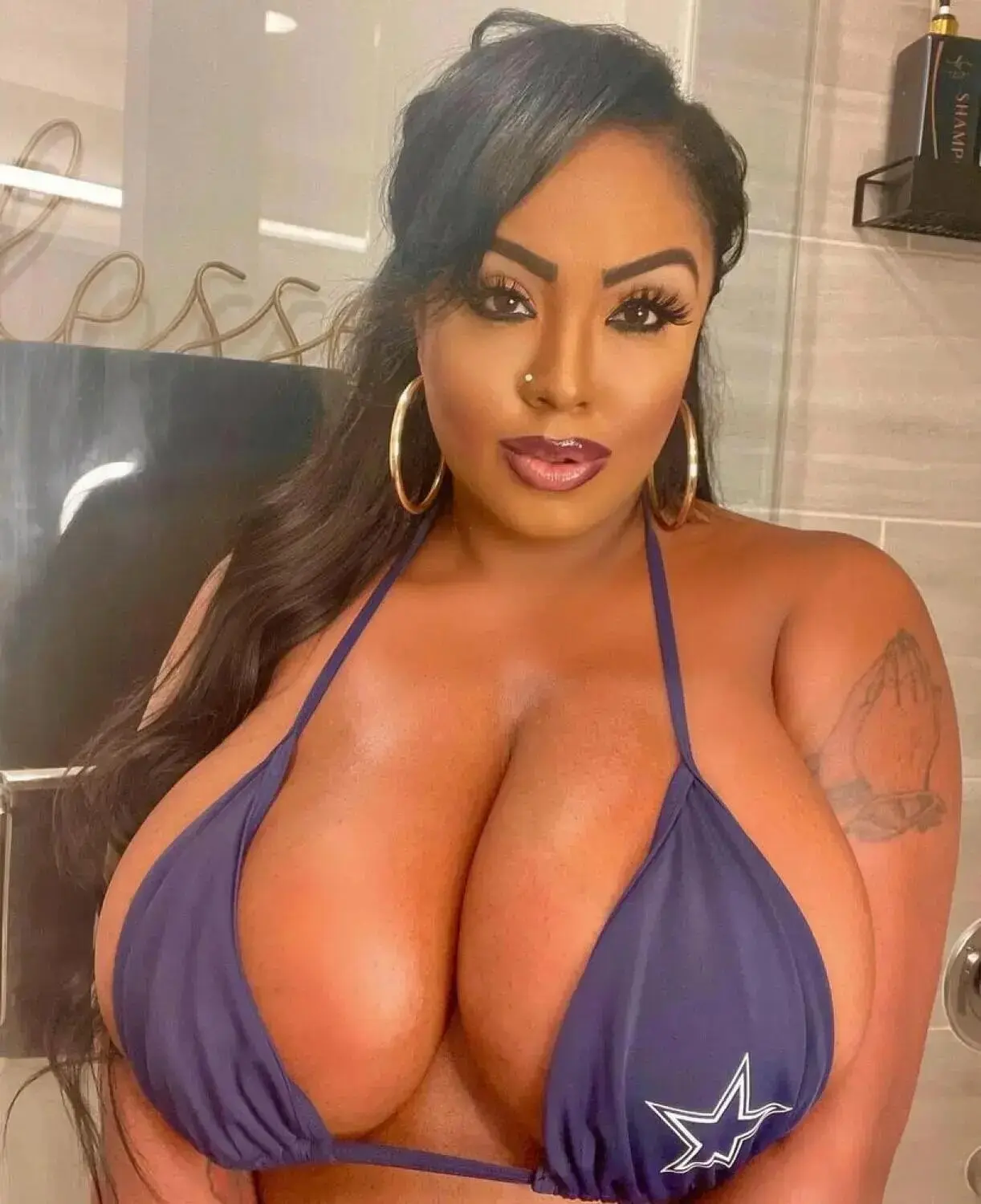Escort Model Layton Benton - 5