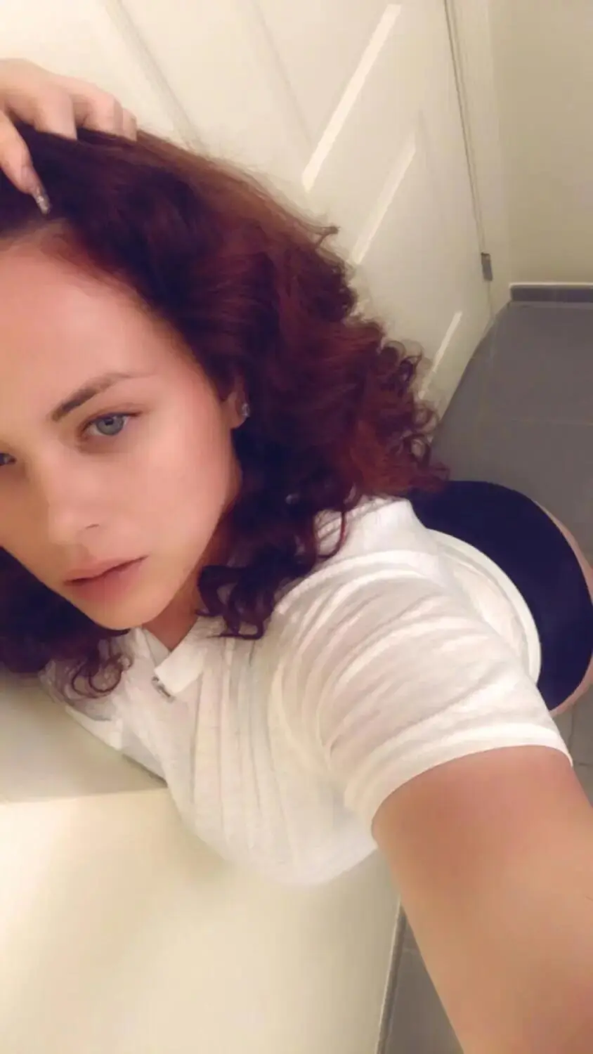 Escort Model Leah