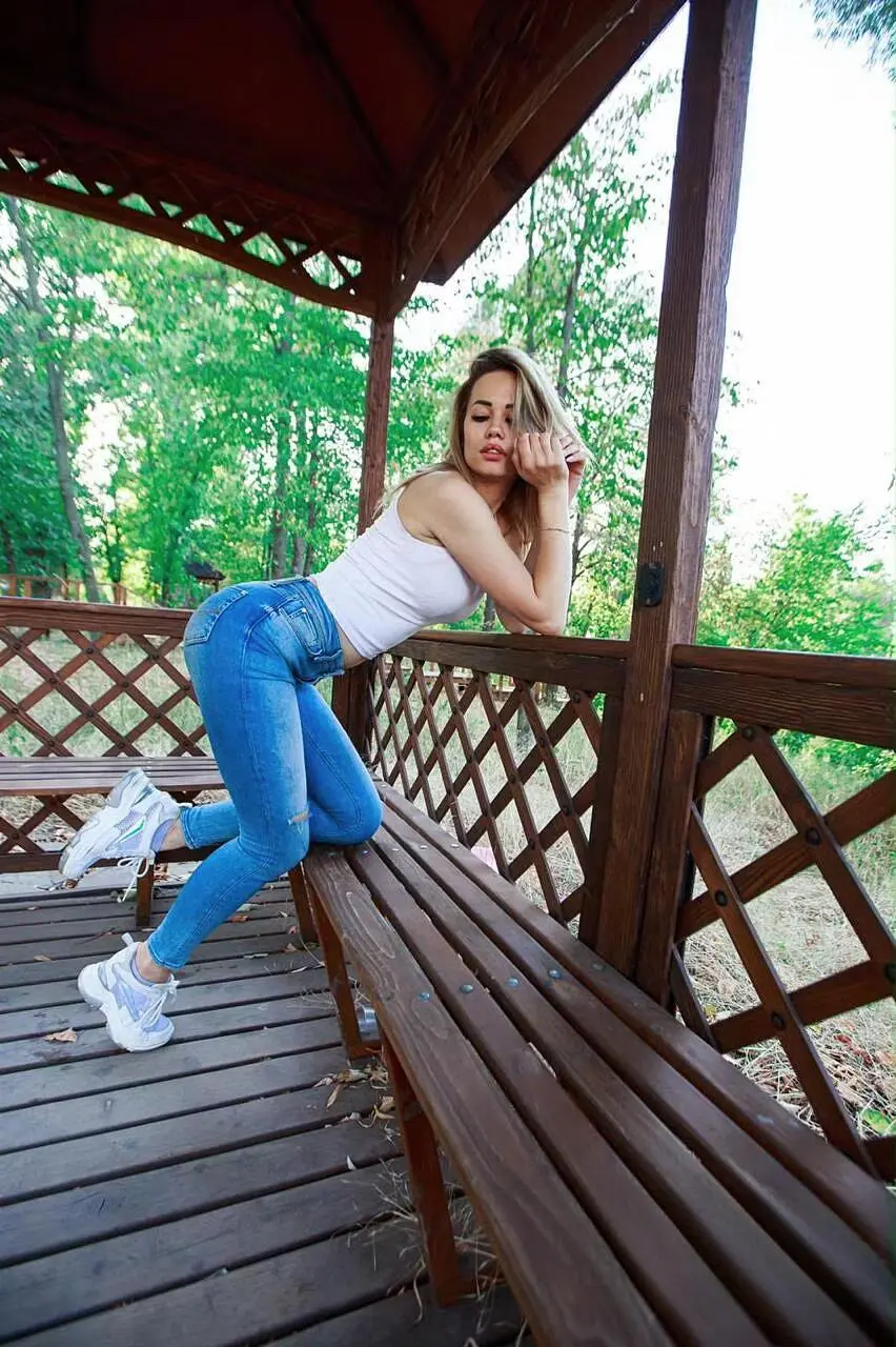 Escort Model Liana - 3