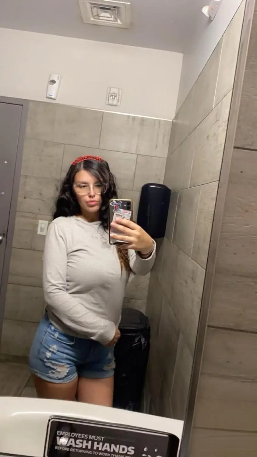 Escort Model Lily - 3