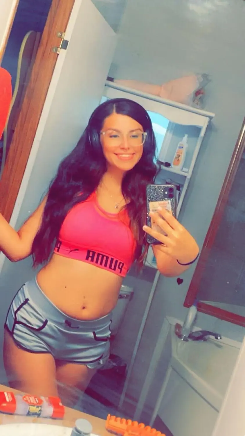 Escort Model Lily - 4