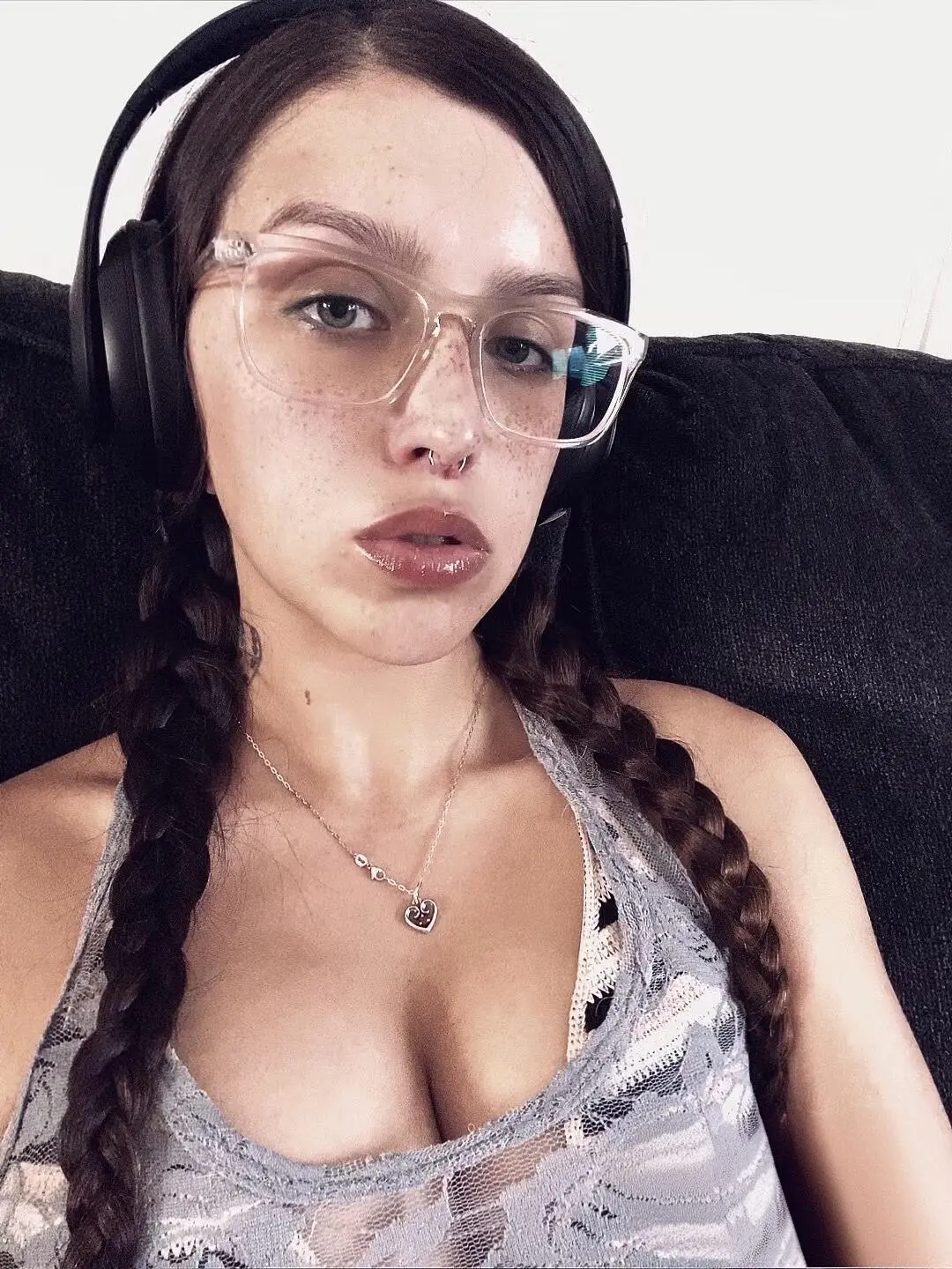 Escort Model Lily - 5