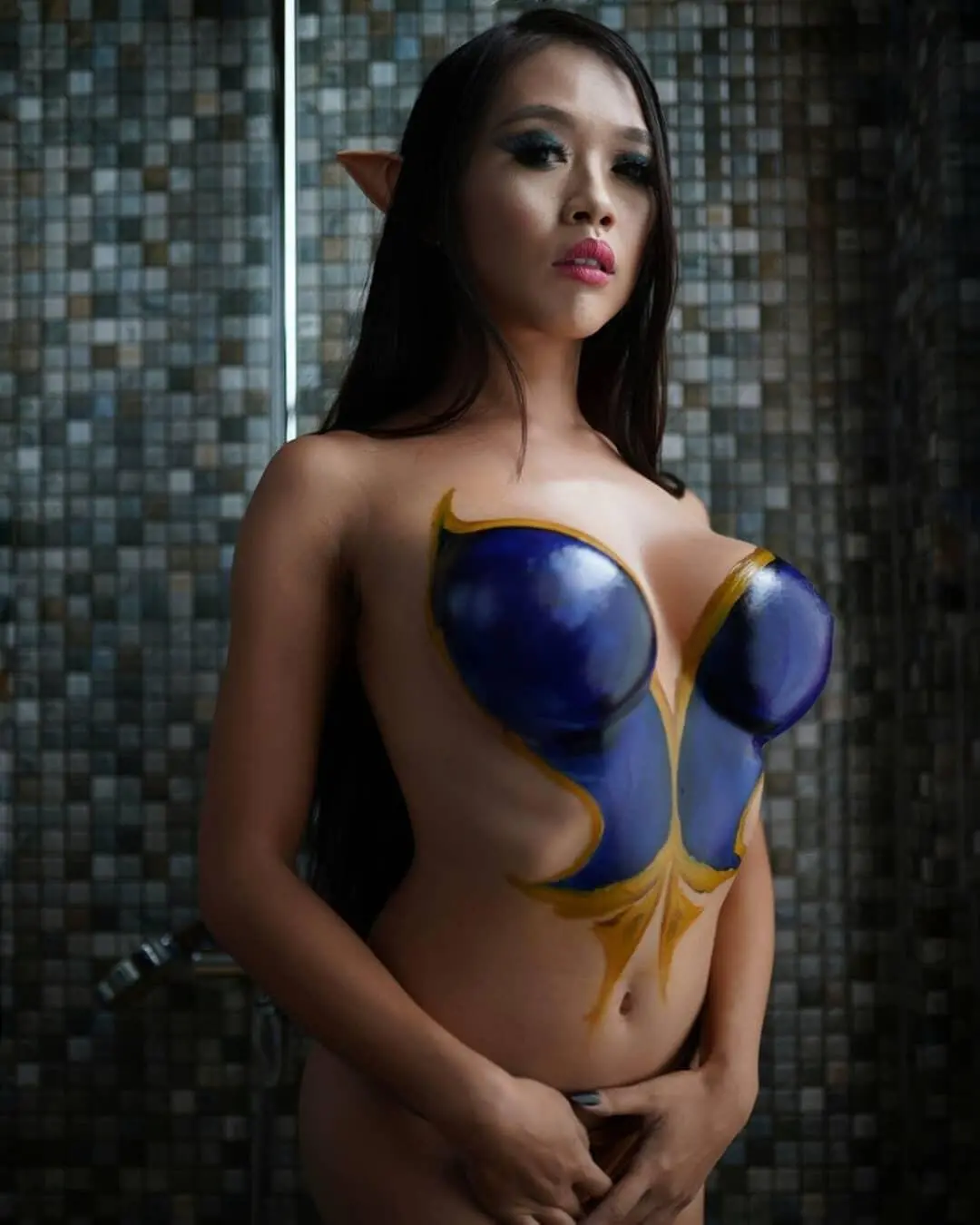 Escort Model Linny_Hill - 10