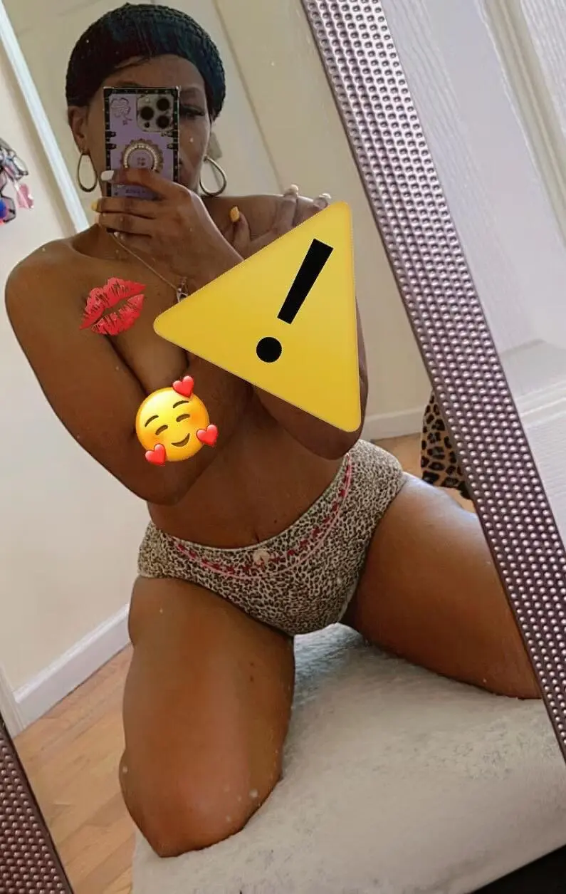 Escort Model Londonn - 4