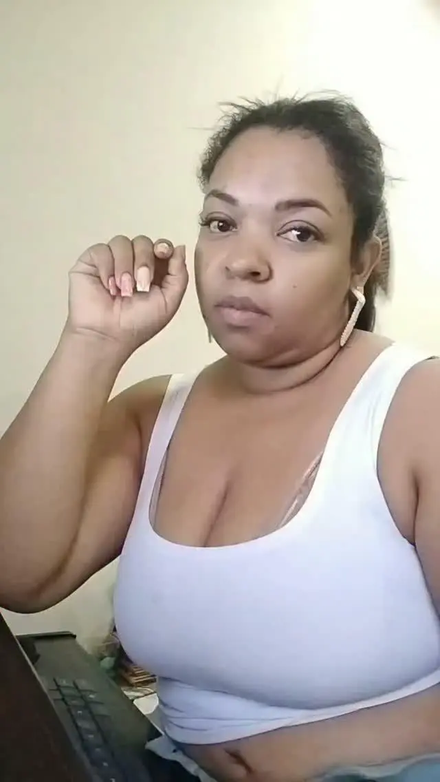 Escort Model Lulucurvy