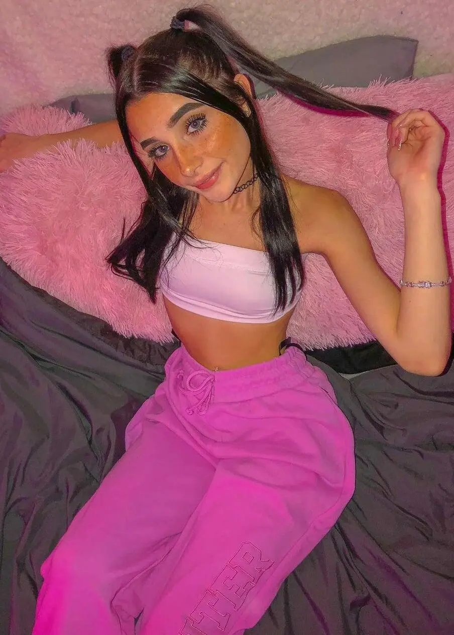 Escort Model Mackz Jones - 6