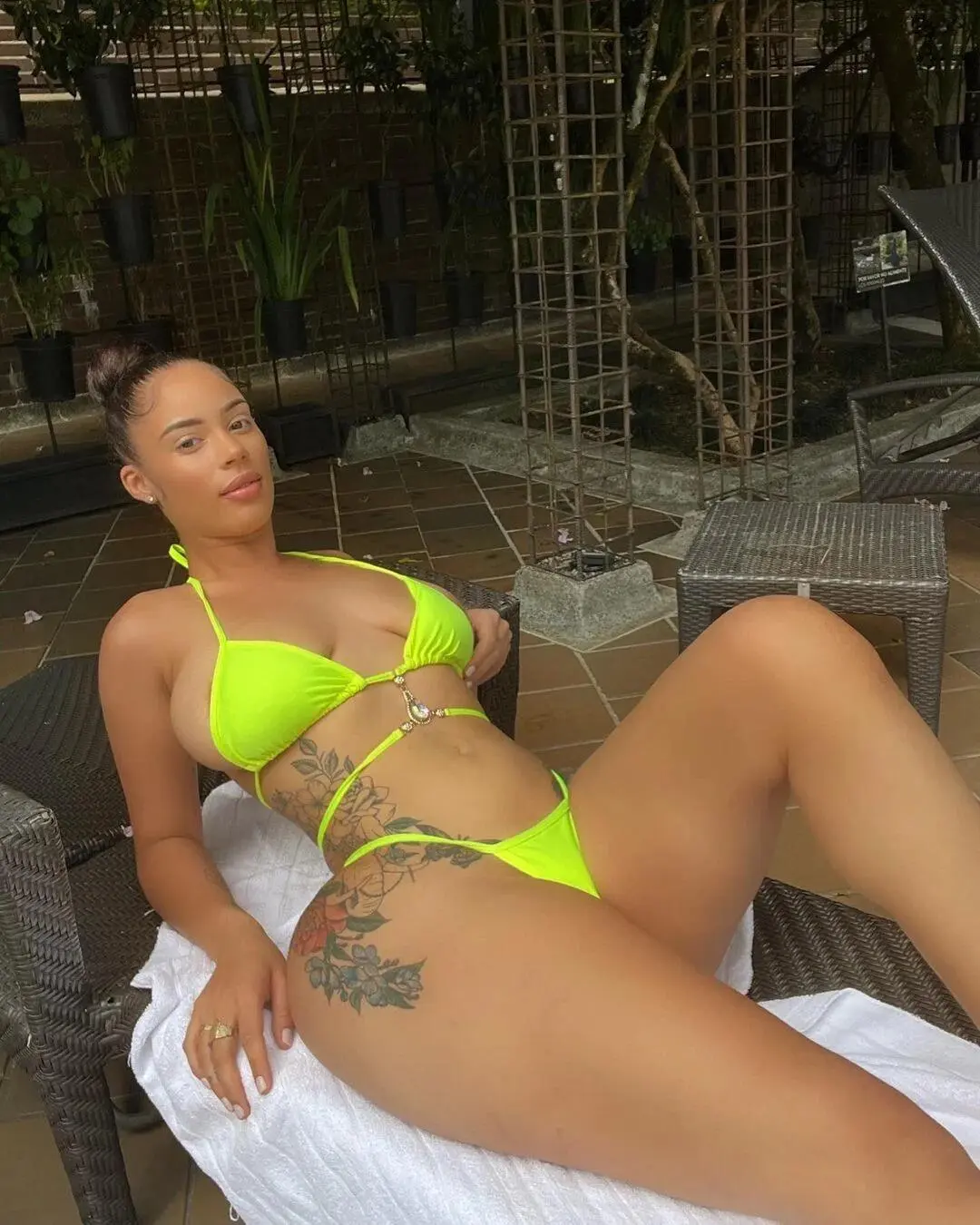 Escort Model Mami Gianyy - 10