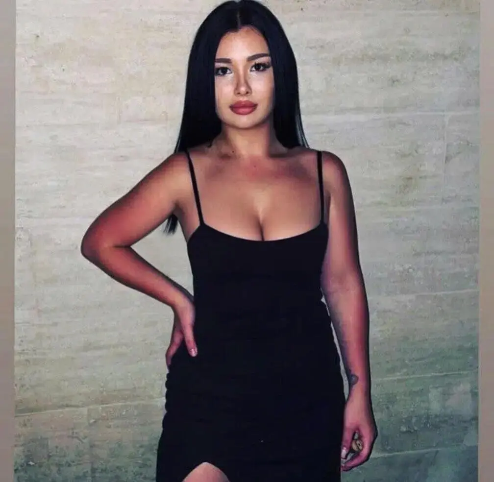 Escort Model Marcella