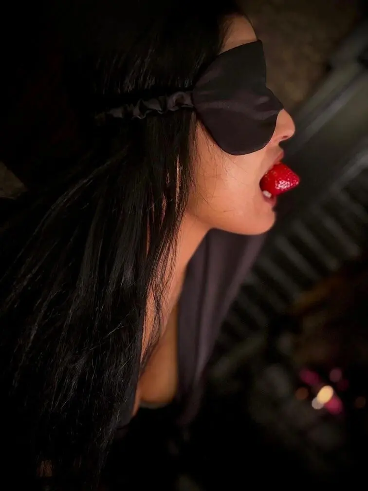 Escort Model Maxxine