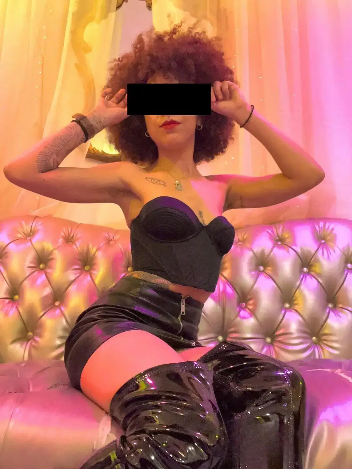 Escort Model Medusa - 5
