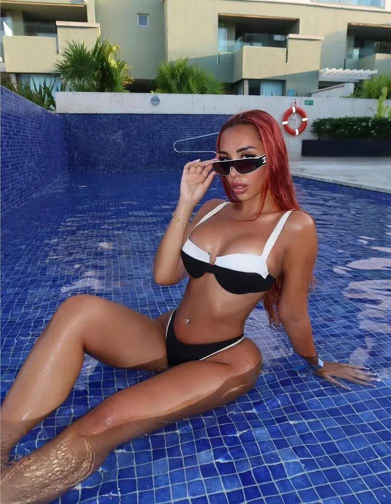 Escort Model Megan - 4