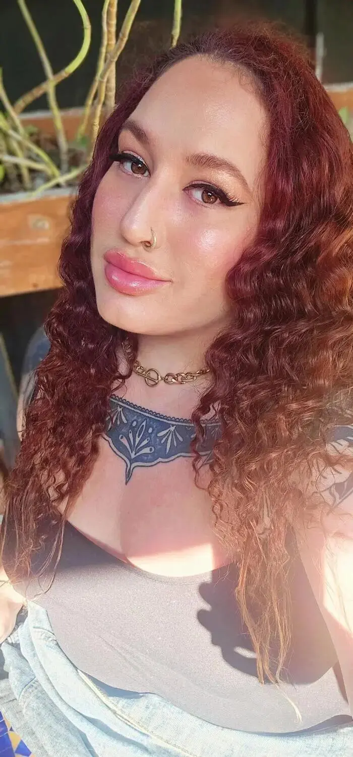 Escort Model Mimosa - 4
