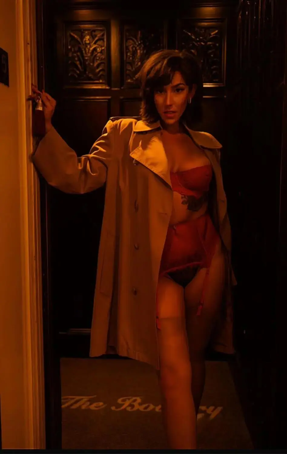Escort Model Miss Valerie - 5