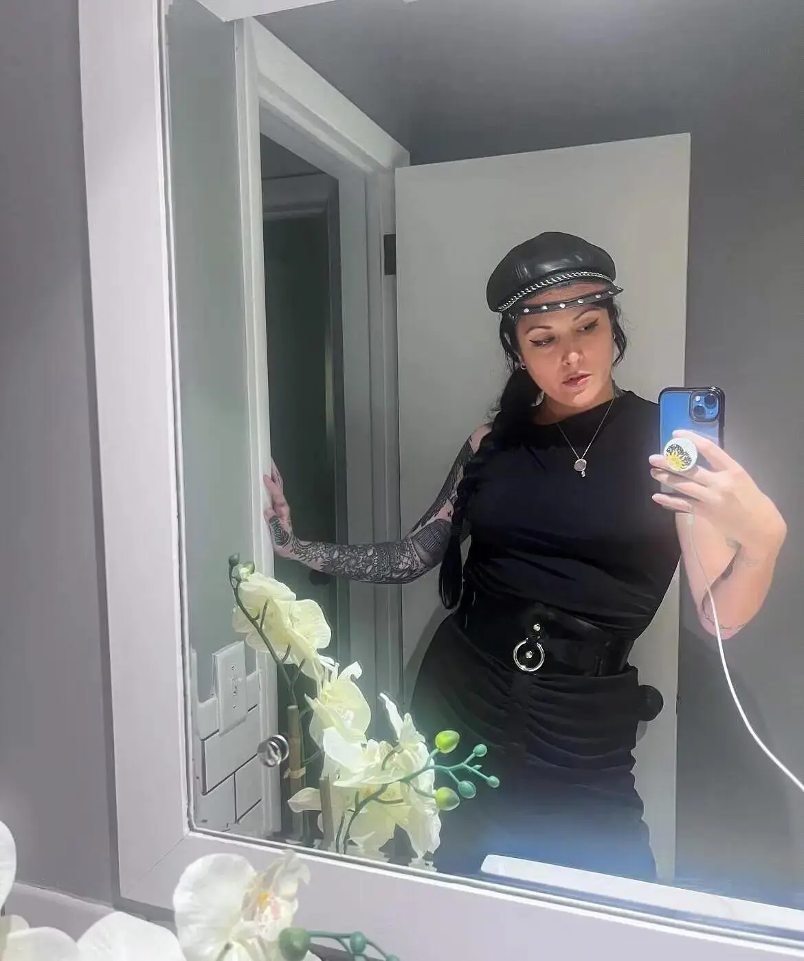 Escort Model Mistress Devi - 5