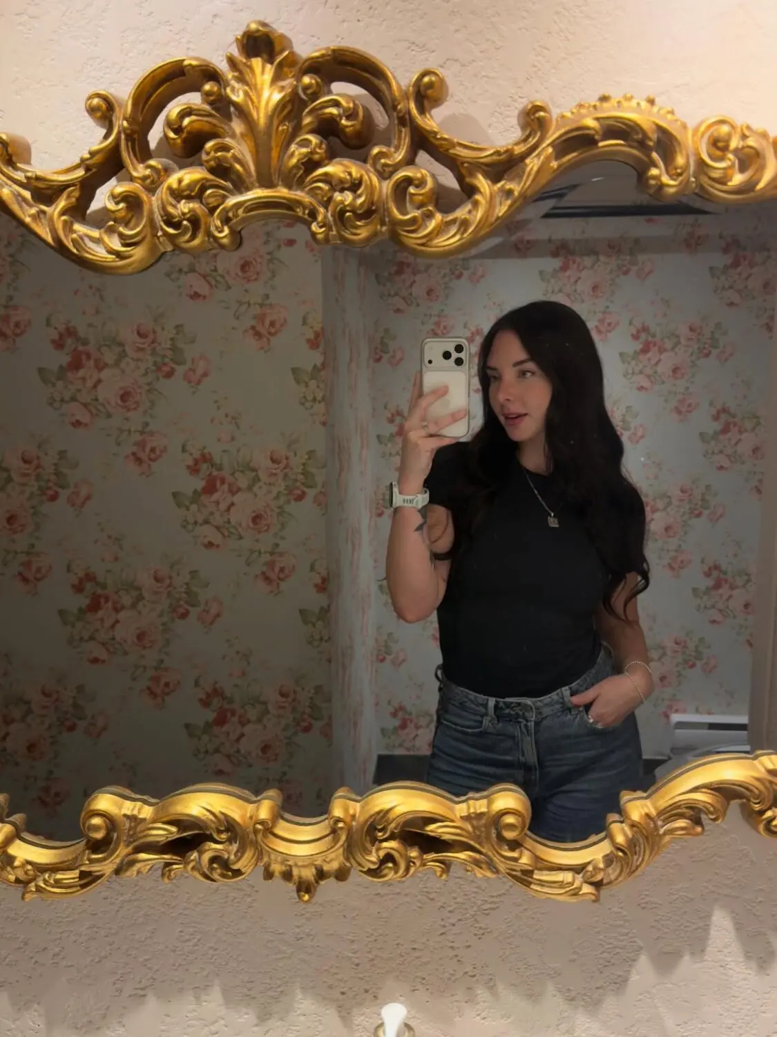 Escort Model Morgan Vera - 3