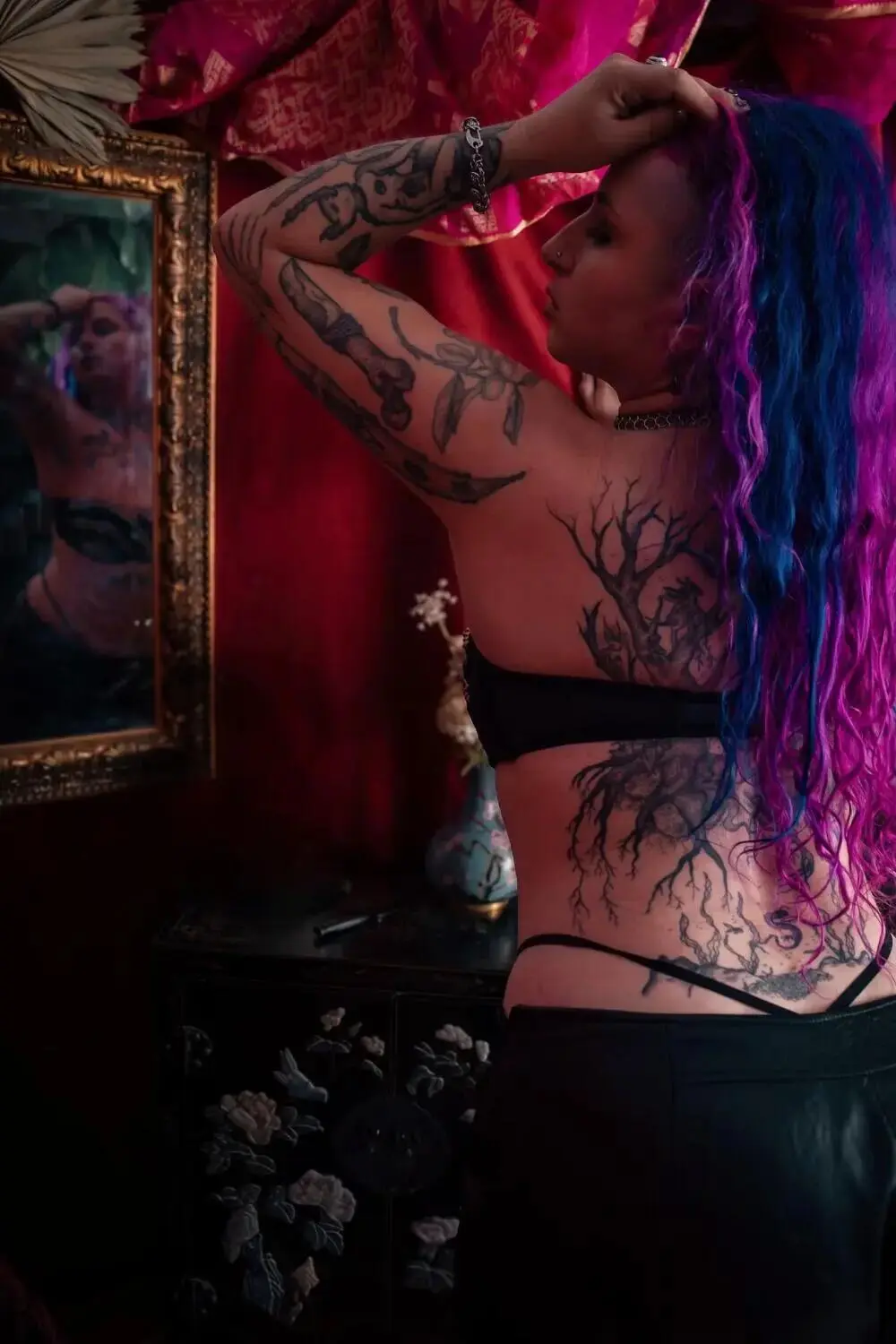 Escort Model Myla Silk - 5