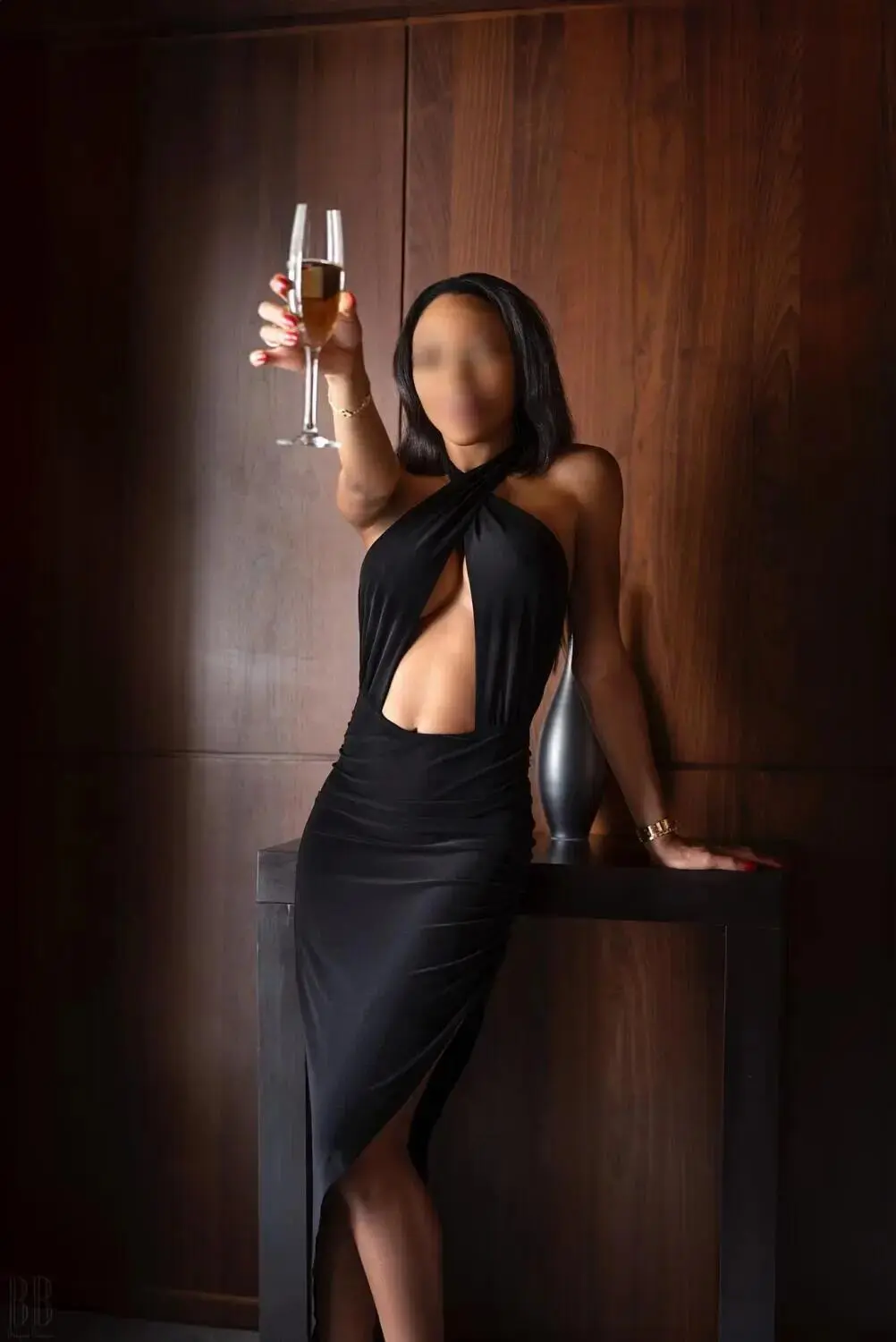 Escort Model Nalani - 2