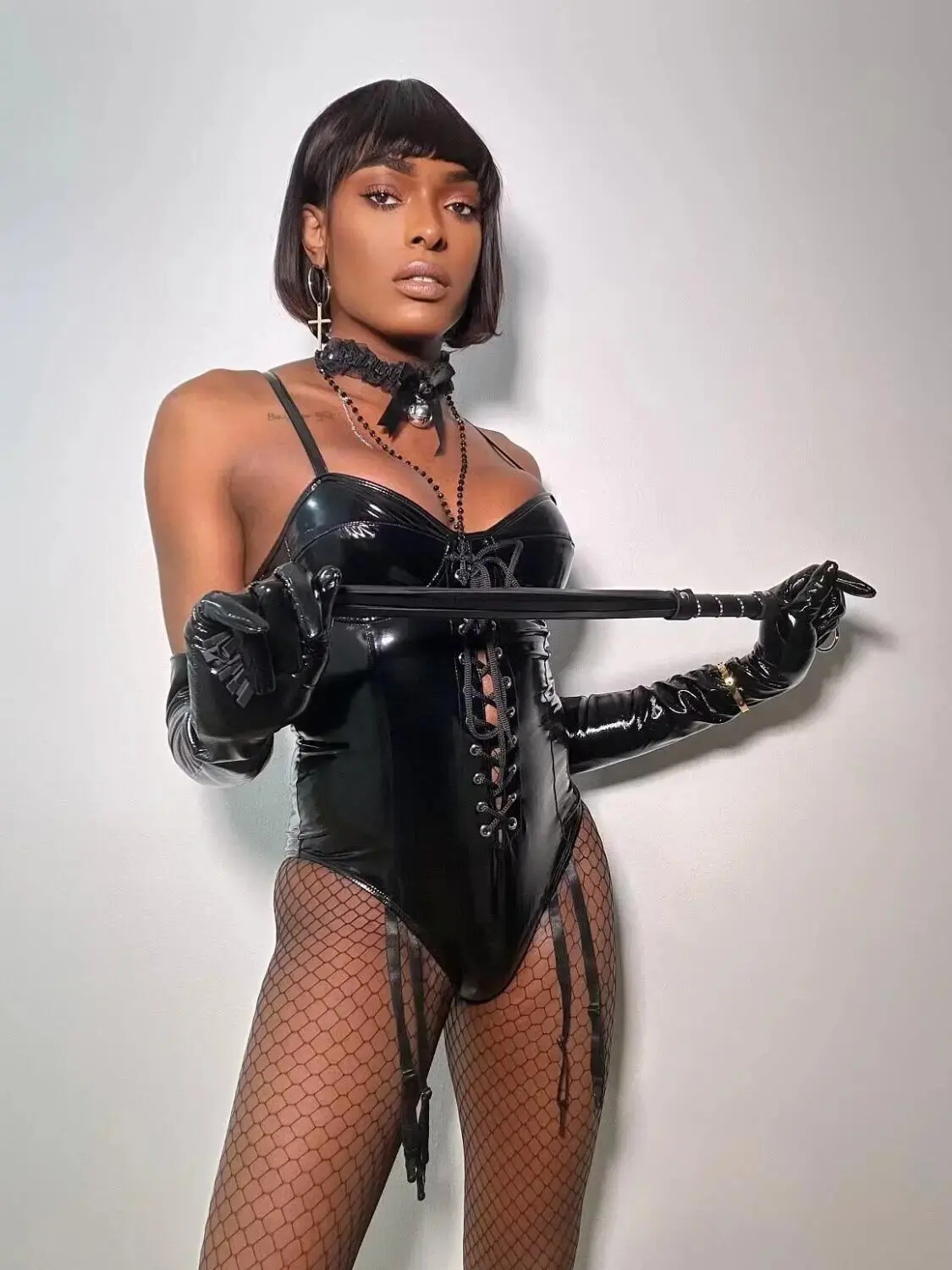 Escort Model Naomi Whistledown - 5