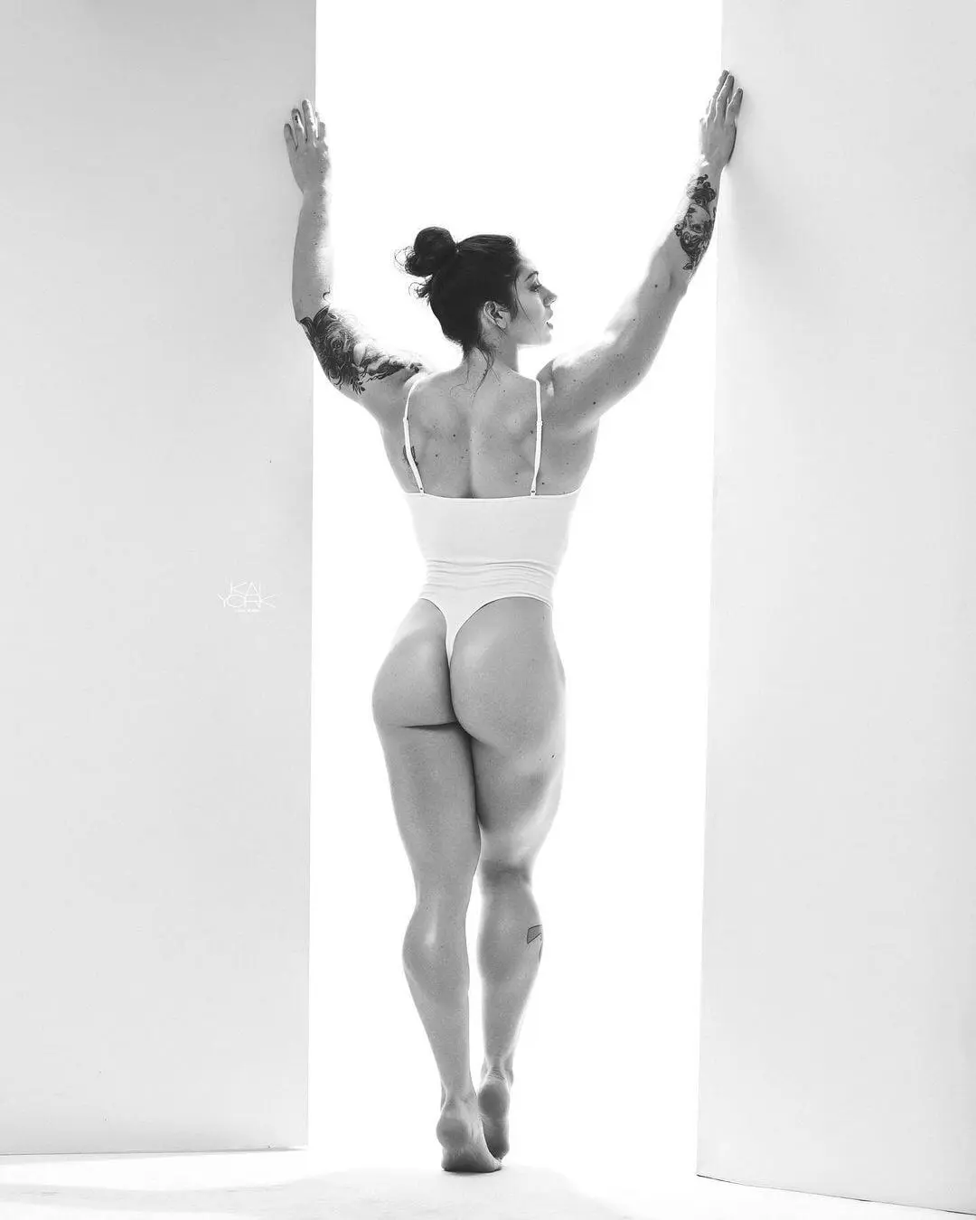 Escort Model Natasha Aughey - 5