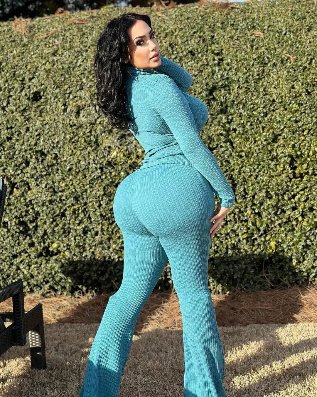 Escort Model Nellife - 4