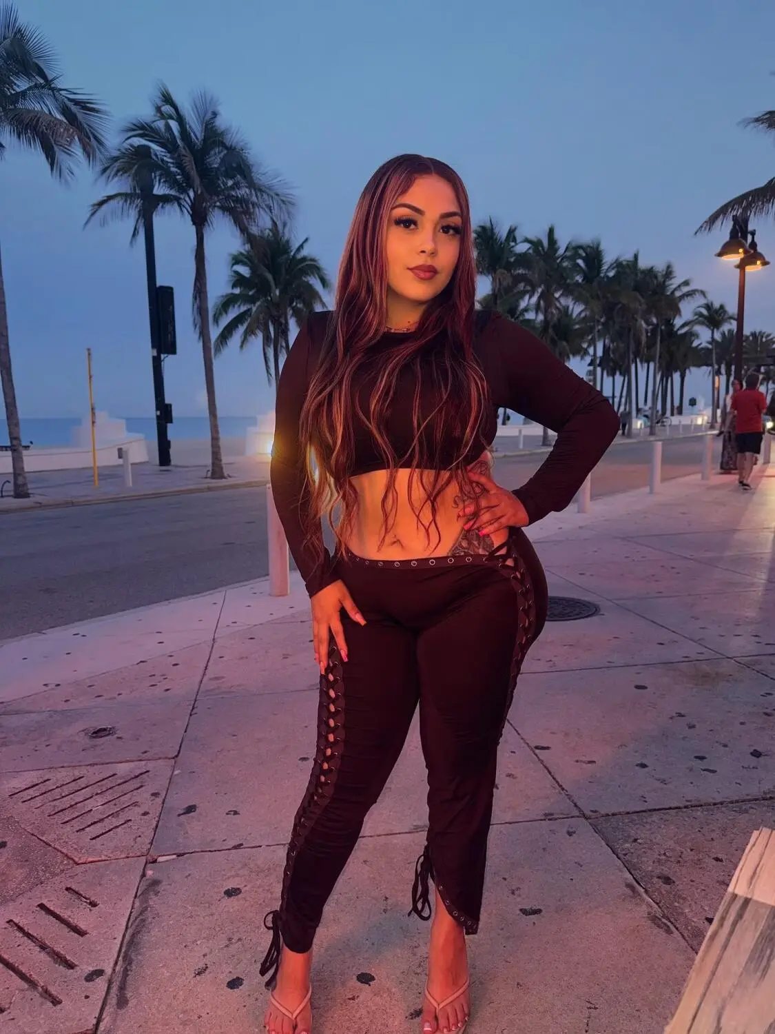 Escort Model Nessa - 5