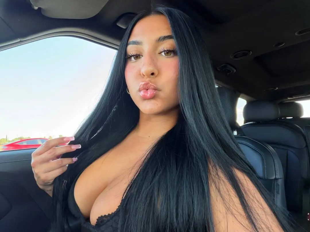 Escort Model Nesssaaaaa - 7