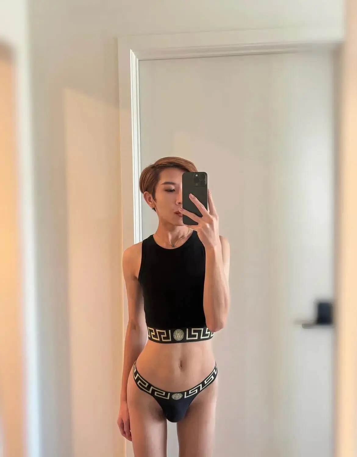 Escort Model NickyFem - 2