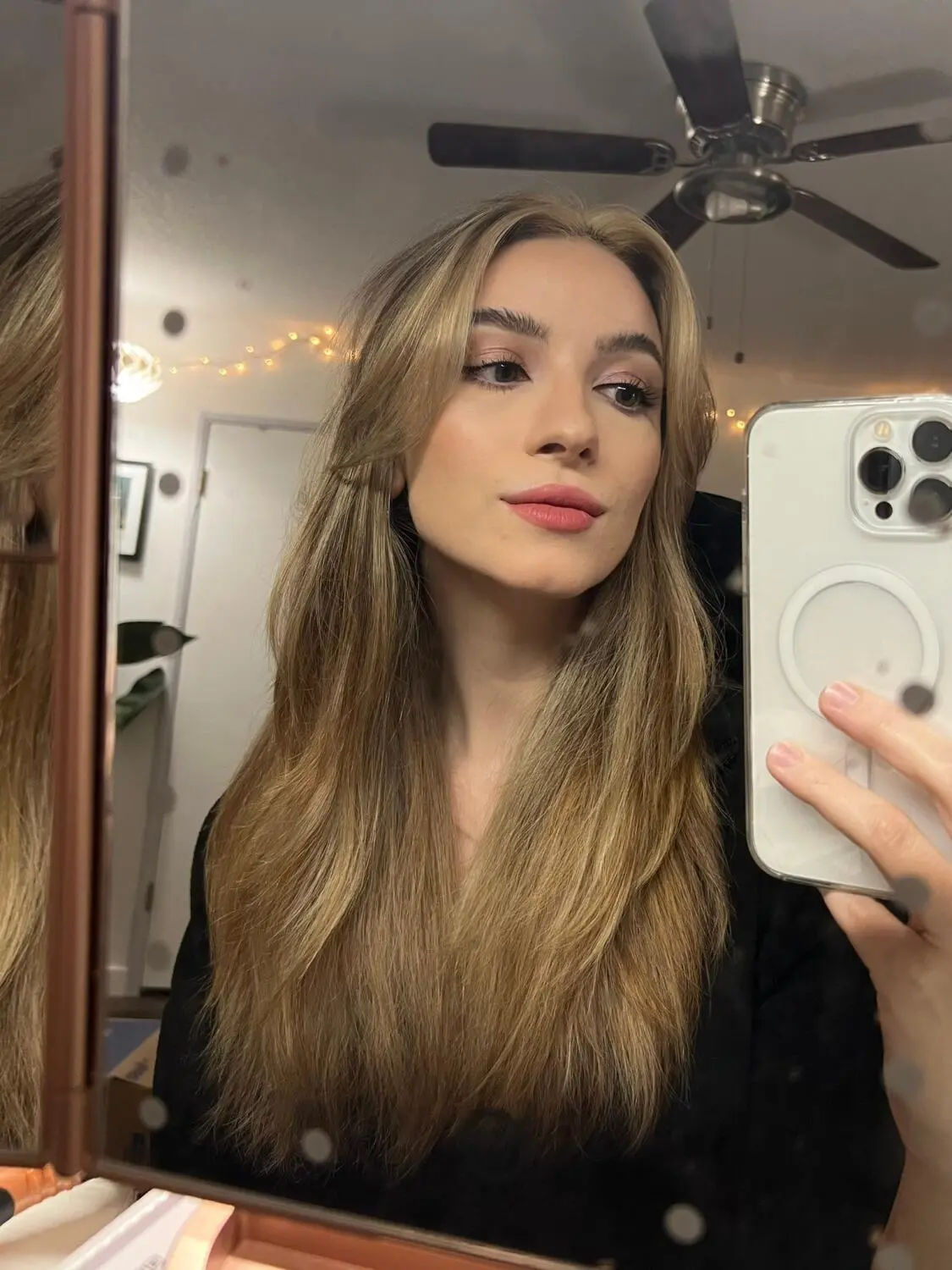 Escort Model Novaleesi