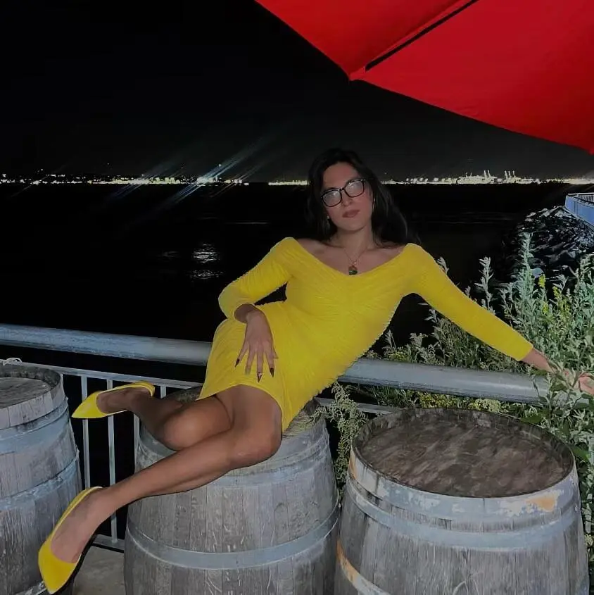 Escort Model Olivia Sweetheart - 3