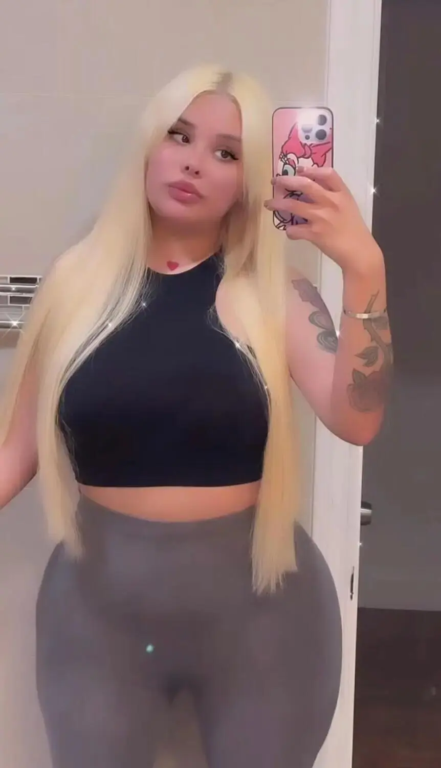 Escort Model QUEENS NOW - 5