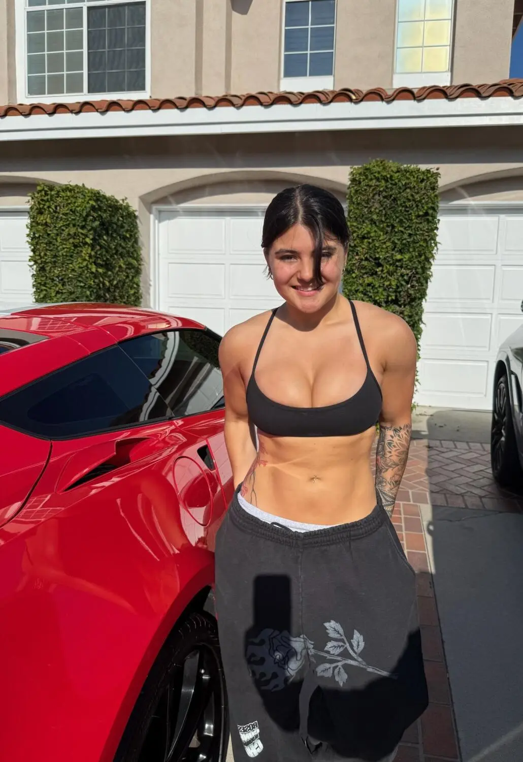 Escort Model Raelee Rudolph - 9