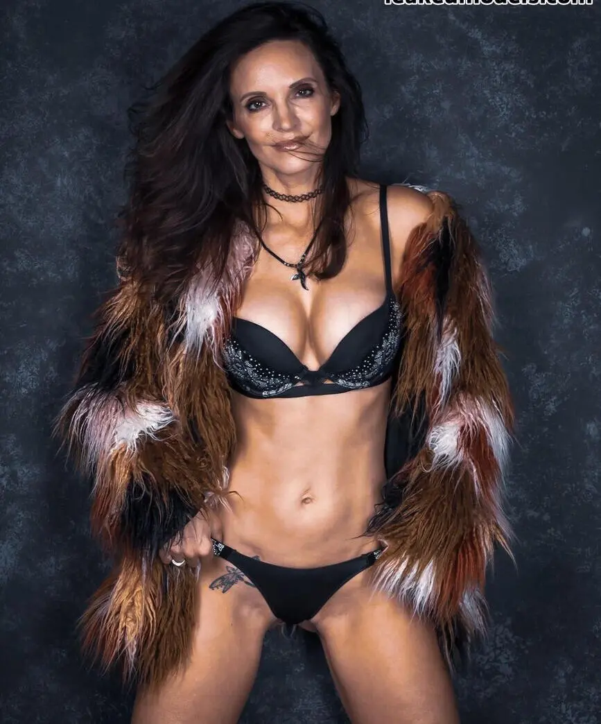 Escort Model ReyReyMarie - 7