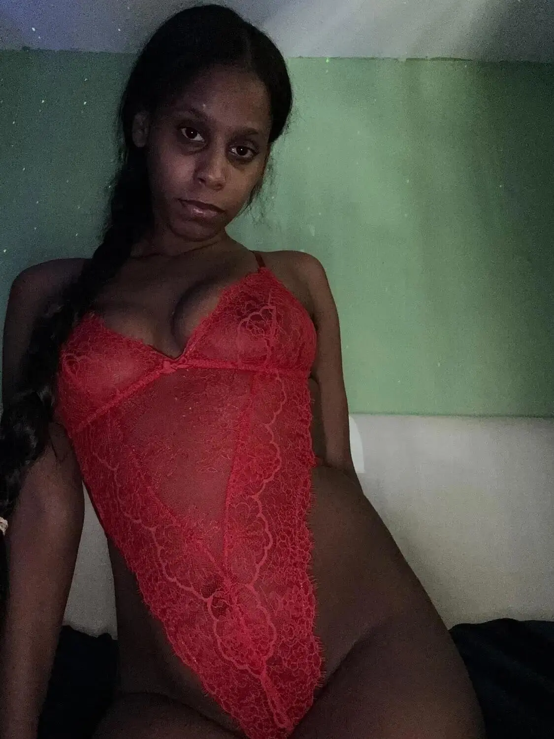 Escort Model Rosa