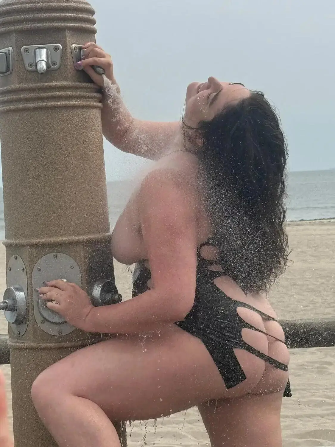 Escort Model Rose - 2