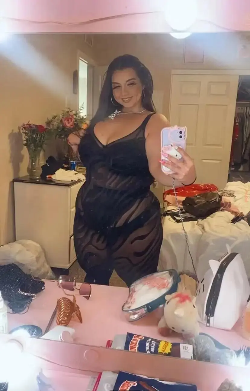 Escort Model Rose - 2