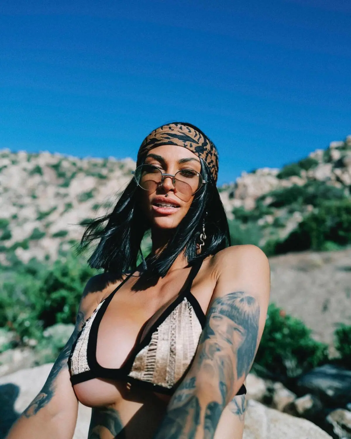 Escort Model Sania Mallory - 9