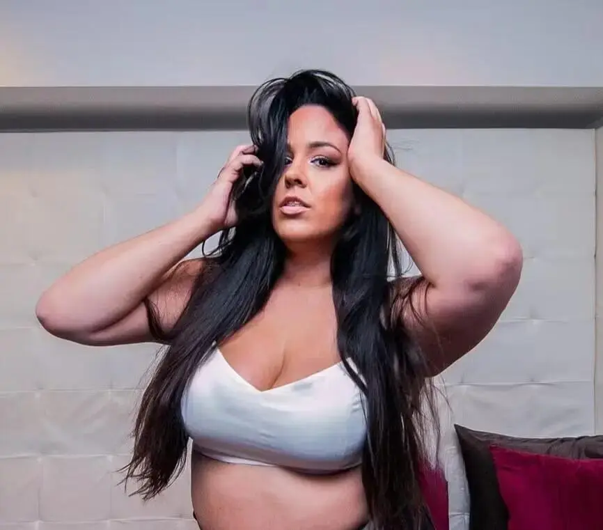 Escort Model Sasha Marie - 2