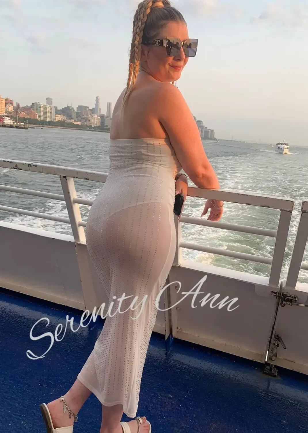 Escort Model Serenity Ann - 4