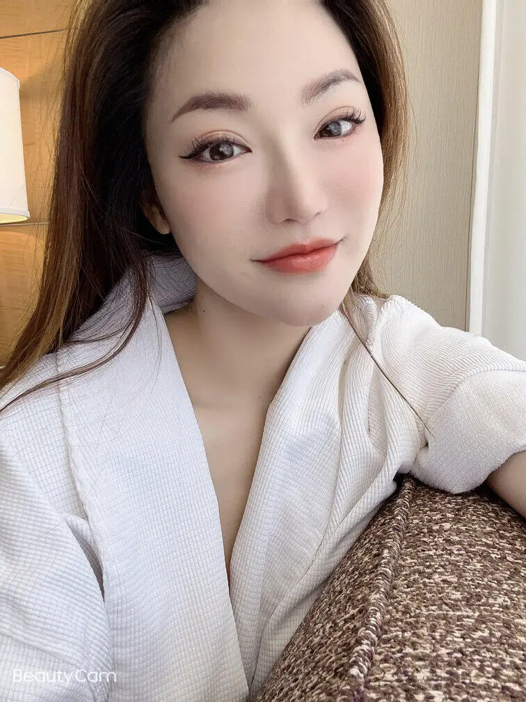 Escort Model Sexy Girl