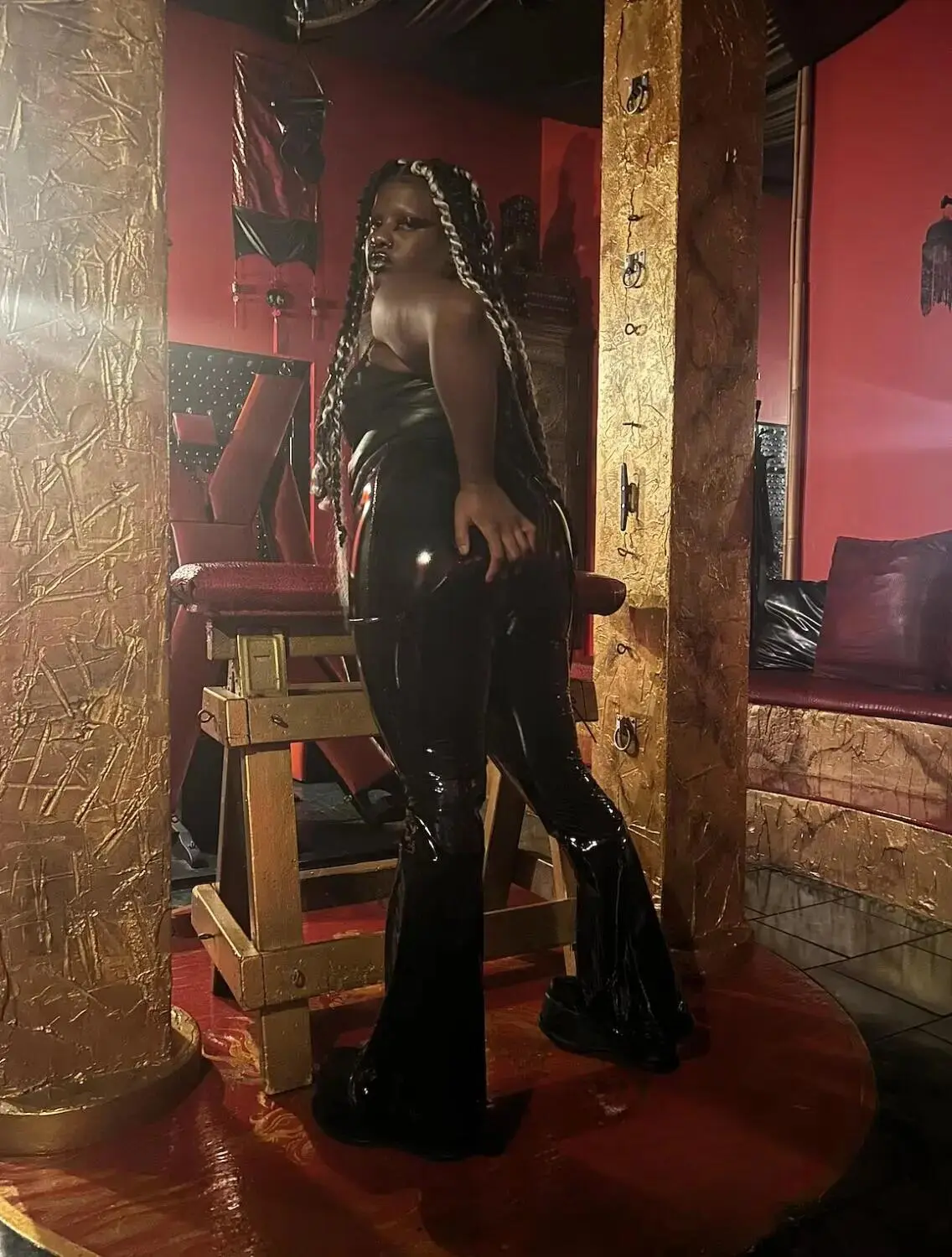 Escort Model Shea - 2
