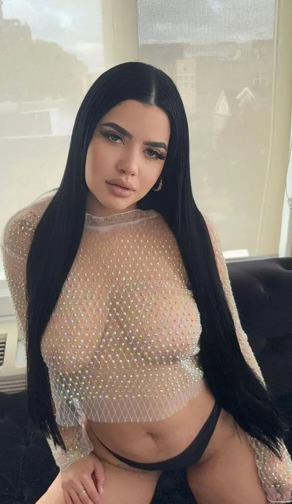 Escort Model Sheila - 2