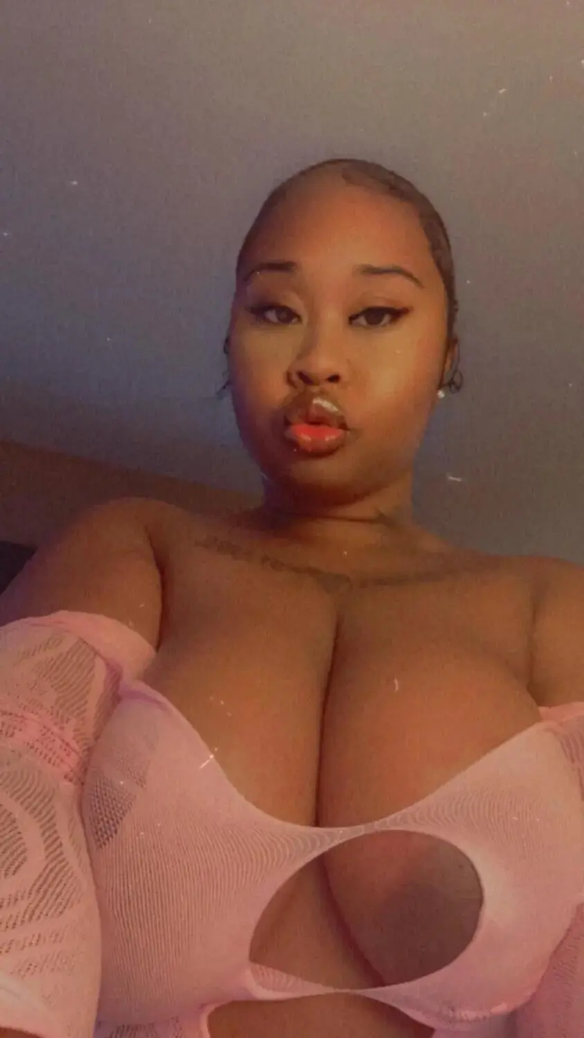 Escort Model Siaa