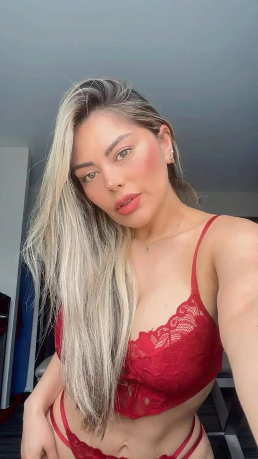 Escort Model Sofía - 3