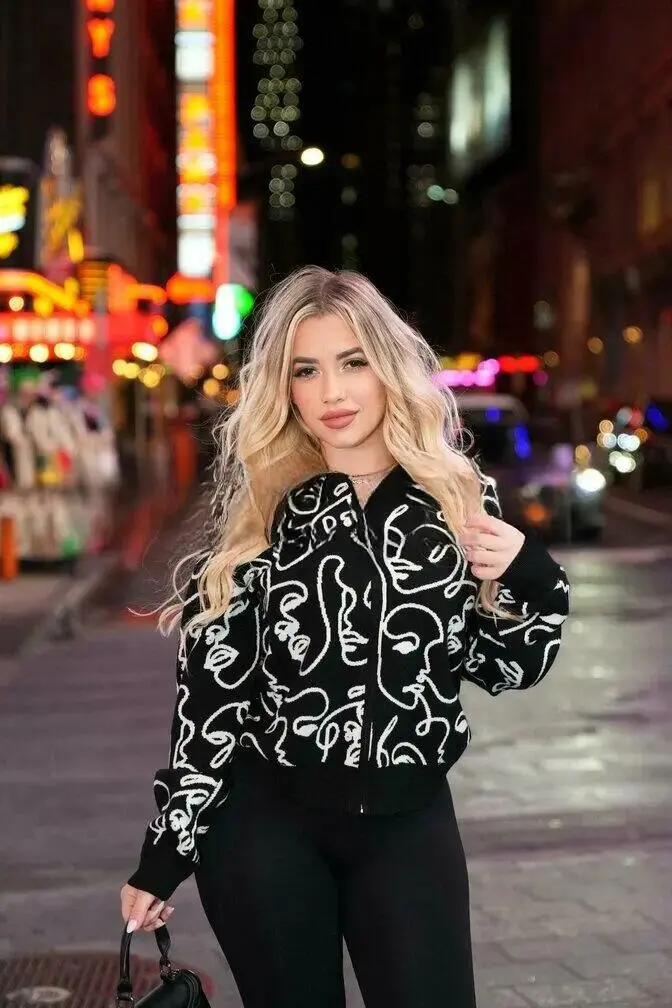 Escort Model Sofia - 3