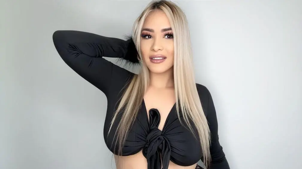 Escort Model Sophia - 5