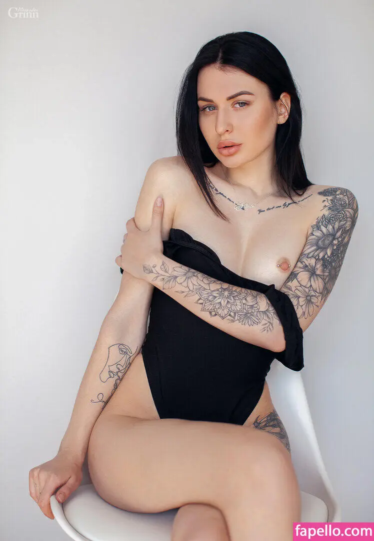 Escort Model Stasya Pollna - 4