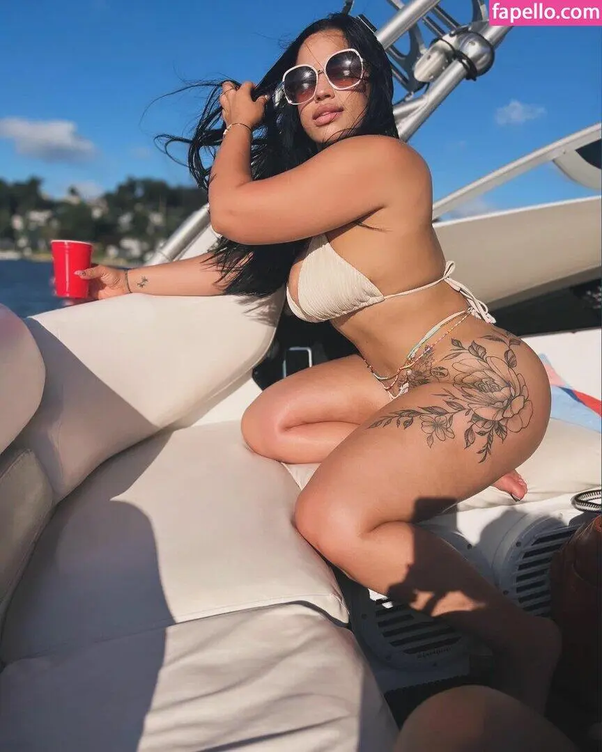 Escort Model Stephanie Rivera