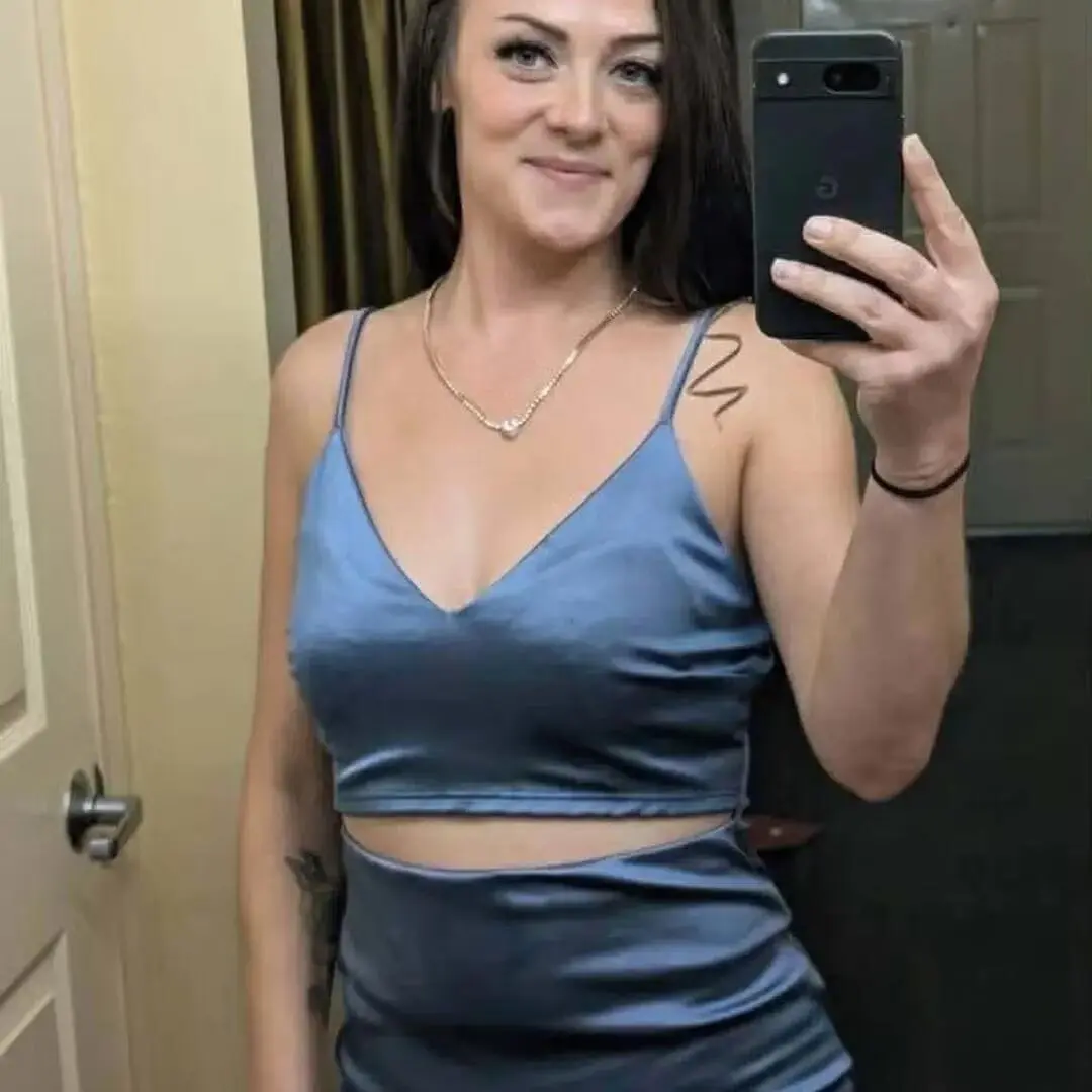 Escort Model Sunny - 2
